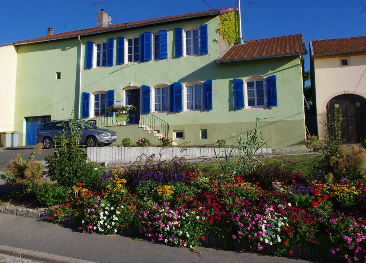 Chambres D'Hotes Au Presbytere Racrange Exterior foto